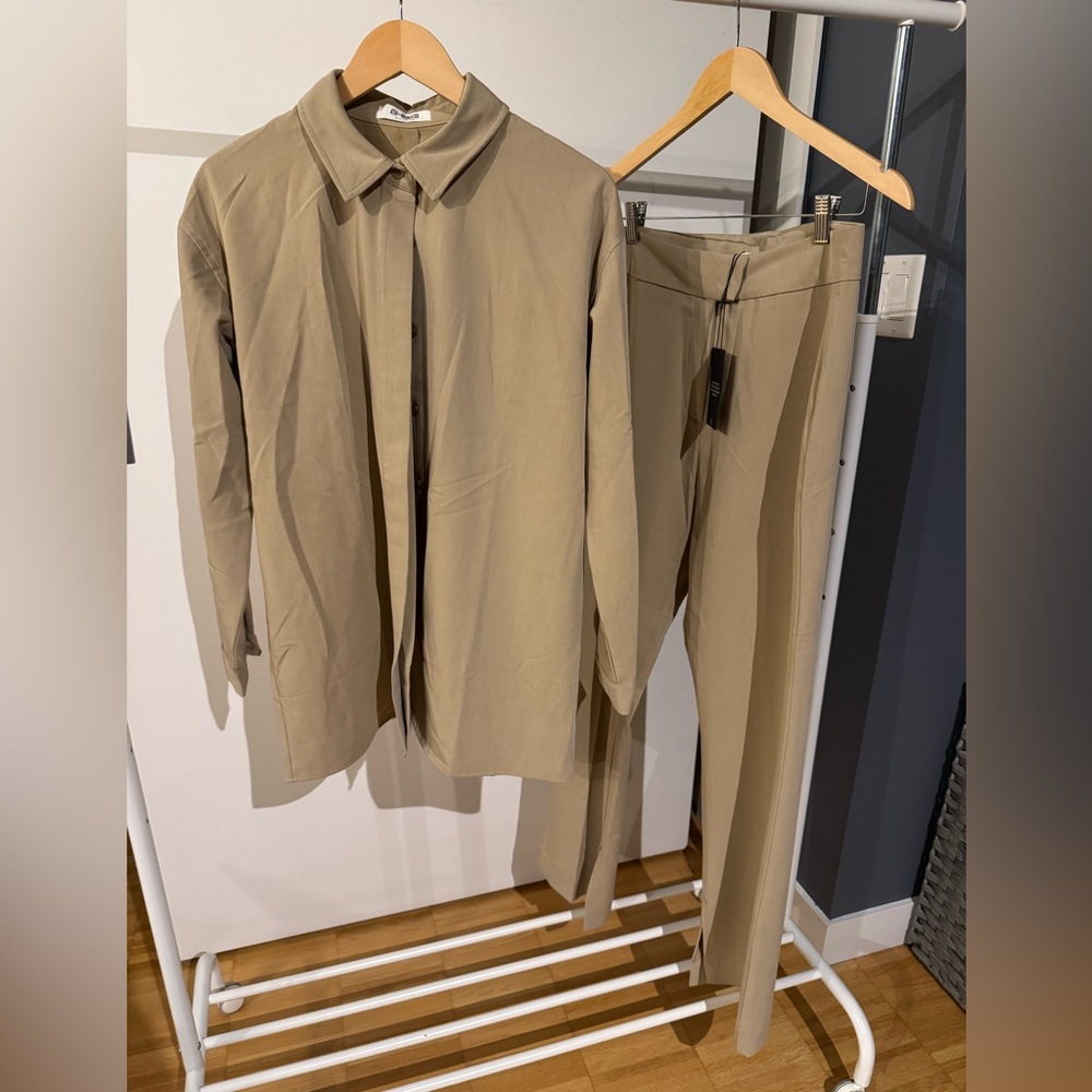 4th Reckless tan set